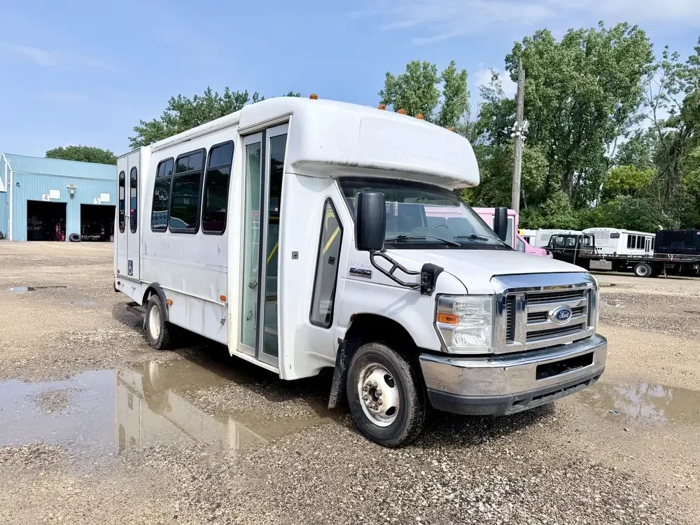 2016 Ford Shuttle Bus #0299 for sale - Quality Buses For Sale, St Paul MN