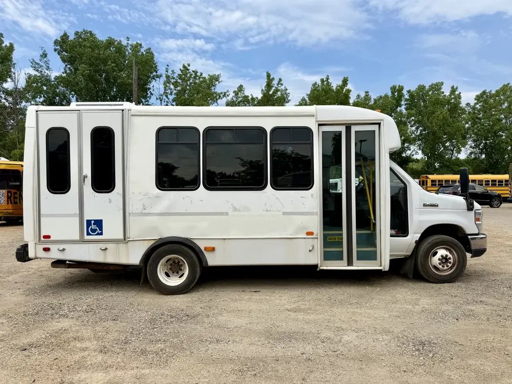 2016 Ford Shuttle Bus #0301 for sale in St Paul MN - photo 6