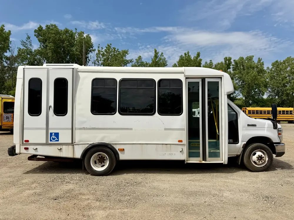 2016 Ford Shuttle Bus #0327 for sale in St Paul MN - photo 6
