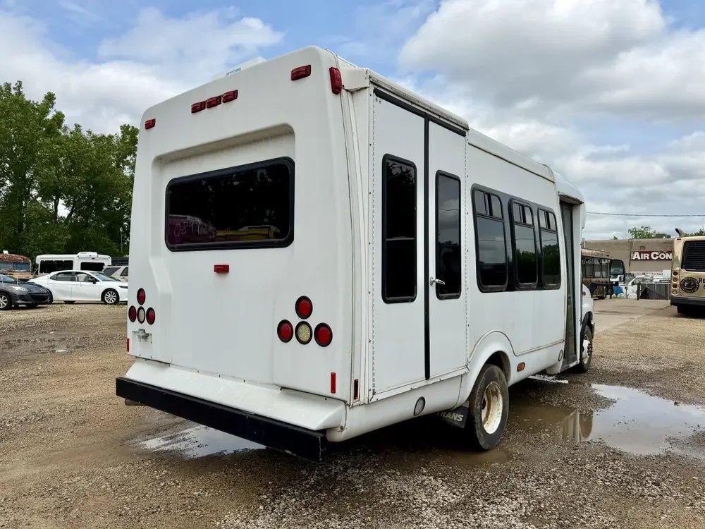 2012 Ford Shuttle Bus #0899 for sale in St Paul MN - photo 5