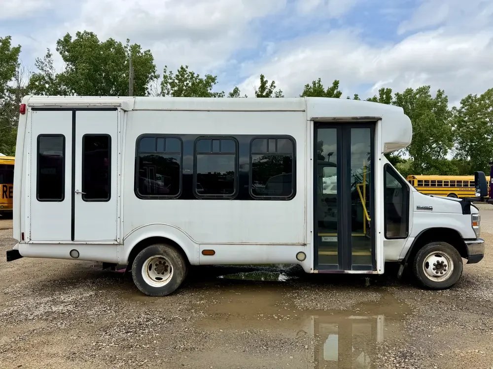 2012 Ford Shuttle Bus #0899 for sale in St Paul MN - photo 6
