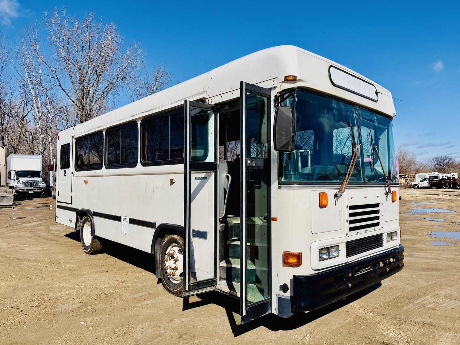 2000 Blue Bird Shuttle Bus for sale - Quality Buses For Sale, St Paul MN