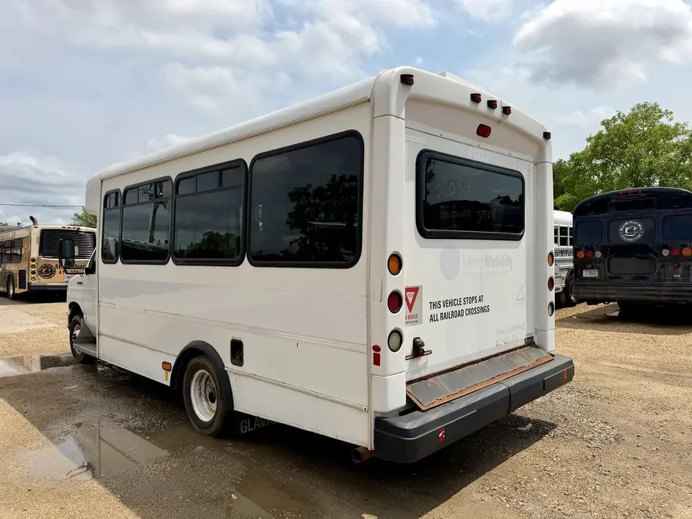 2015 Ford Shuttle Bus #2084 for sale in St Paul MN - photo 4