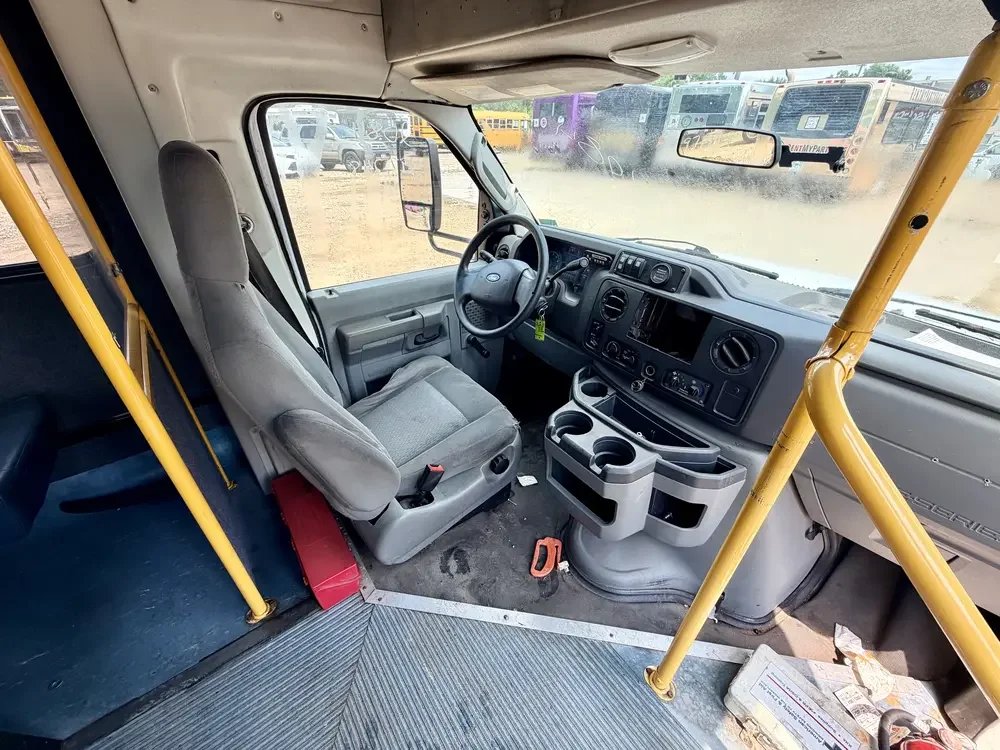 2015 Ford Shuttle Bus #2084 for sale in St Paul MN - photo 7