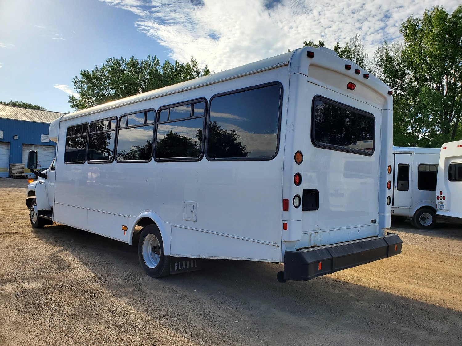 2009 GMC C5500 Shuttle Bus for sale in St Paul MN - photo 4