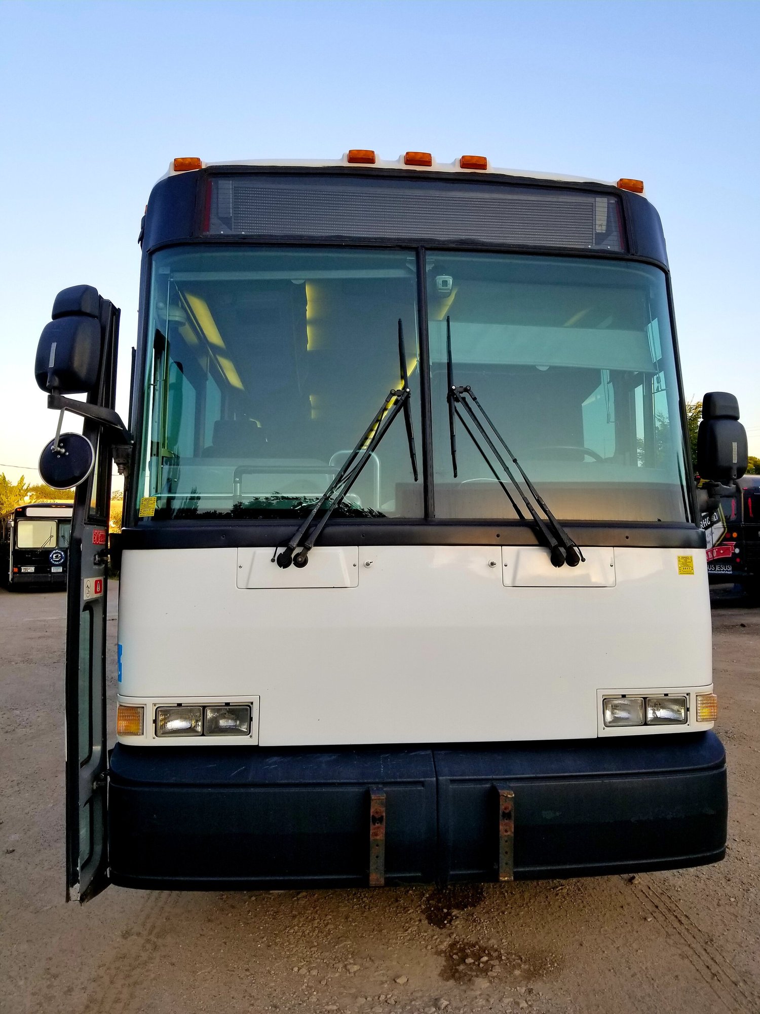 2004 MCI Coach Bus for sale in St Paul MN - photo 2