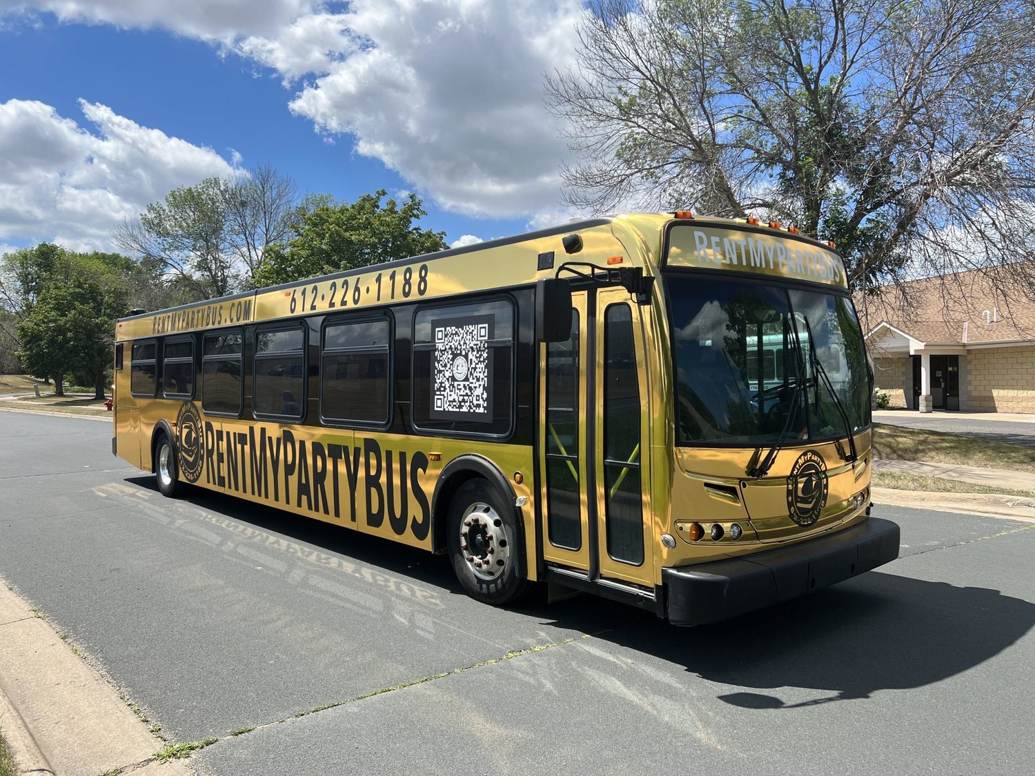 Gold Party Bus for sale - Quality Buses For Sale, St Paul MN