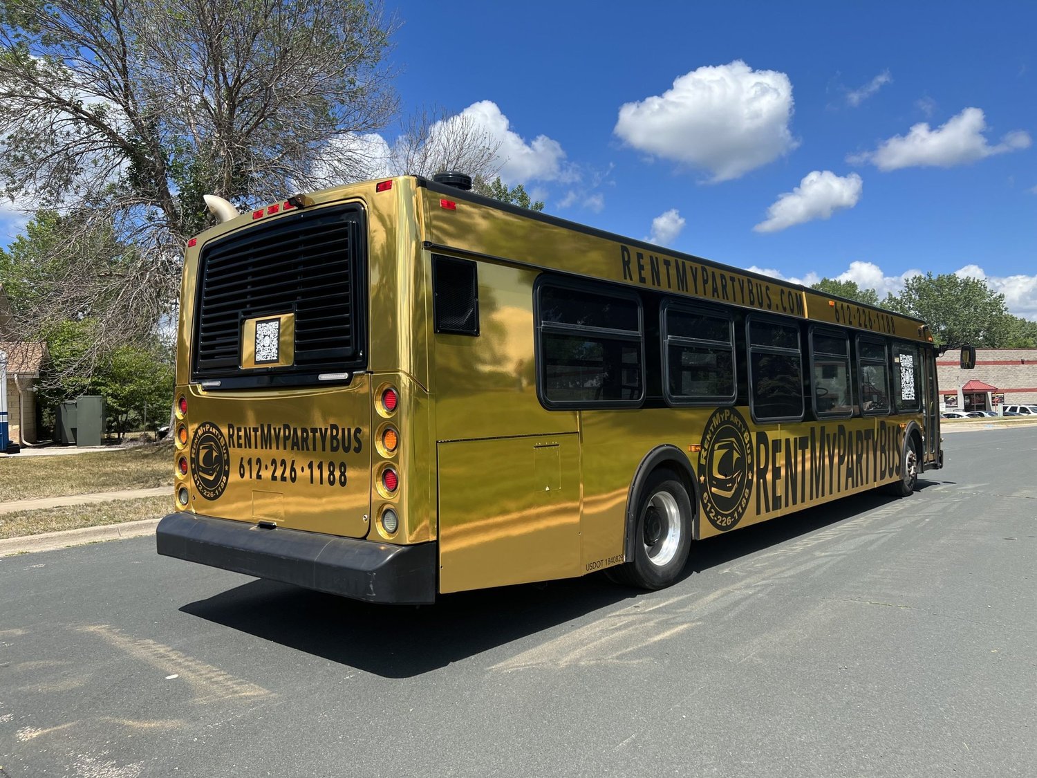 Gold Party Bus for sale in St Paul MN - photo 4